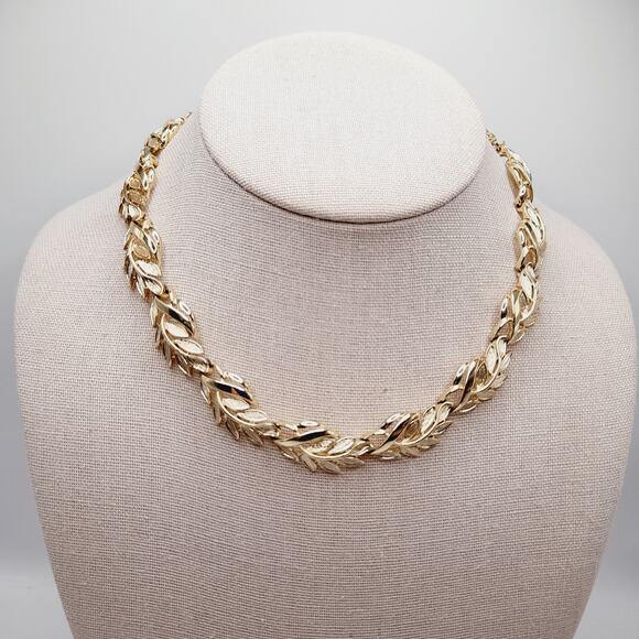 Vintage Gold Plated Leaf Link Choker Necklace 15” 1950s–1960s - Picture 1 of 13